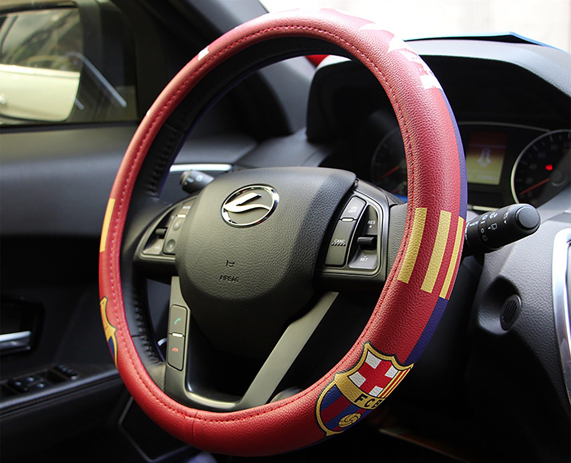 Barcelona team Steering wheel cover,leather,non-slip steering wheel cover