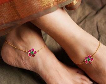 Vergulde Kundan-bloem enkelbanden, Meenakari Kundan Indiase bruidssieraden, ketting enkelbanden, cadeau voor haar