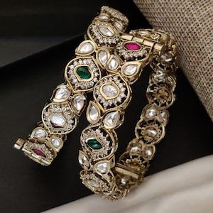 Victorian Polki Bangles Set, Mehendi Gold Bridal Bangles, Antique Kundan Kada, Emerald Green Statement Bangles, Indian Wedding Jewelry