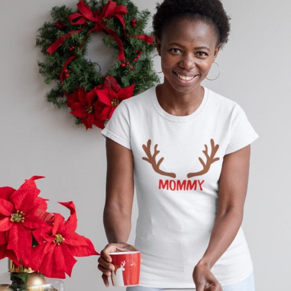 Mommy Reindeer Shirt | Christmas Shirt | Family Matching | Womenswear | Holiday Shirt