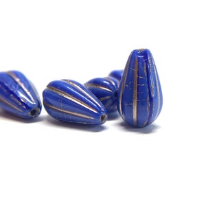 8X3mm Silky Blue, Melon drop, Fluted drops, Czech glass beads
