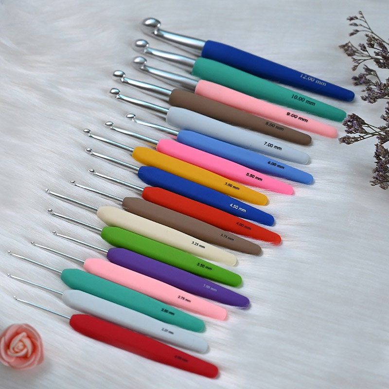 Brand New Select Size Aluminum Crochet Hooks Select Size 2.5mm, 3mm, 3.5mm,  4mm, 4.5mm, 5mm, 6mm, 6.5mm, 7mm, 8mm, 9mm, 10mm 