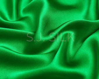 100% Silk Charmeuse Fabric 16mm Emerald Green Color Silk Satin Fabric by the Yard for Dressmaking, Silk Pillowcase Fabric
