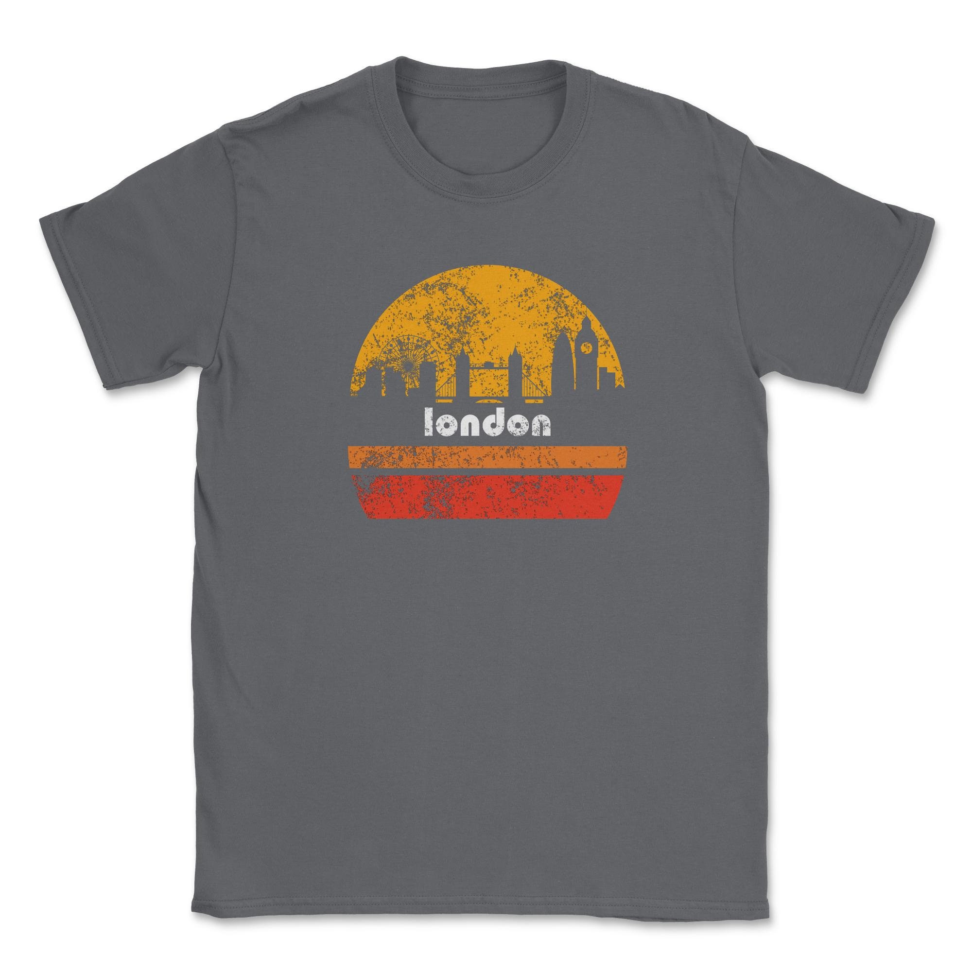 Discover Vintage London City Skyline Retro Sunset Vacation Souvenir Unisex T-Shirt