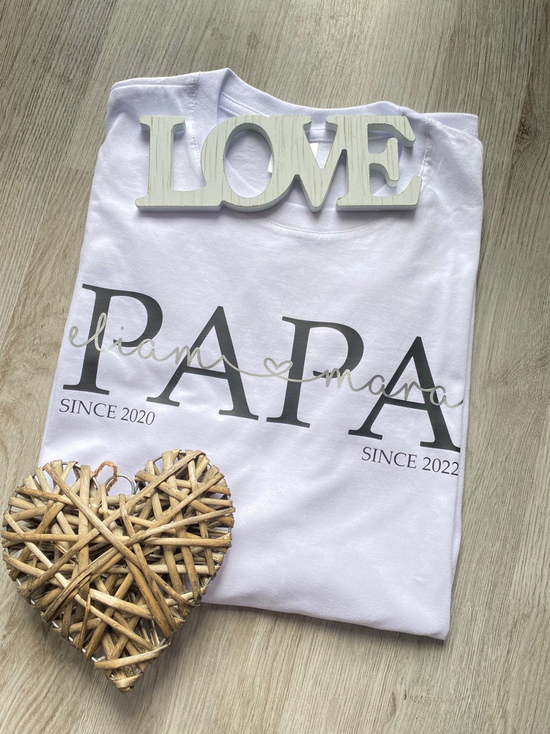 Papa T-Shirt Dad Shirt Kindernamen personalisiertes Vatertagsgeschenk personalisiertes Papa T-Shirt Papa Statementshirt DAD Shirt Bild 9