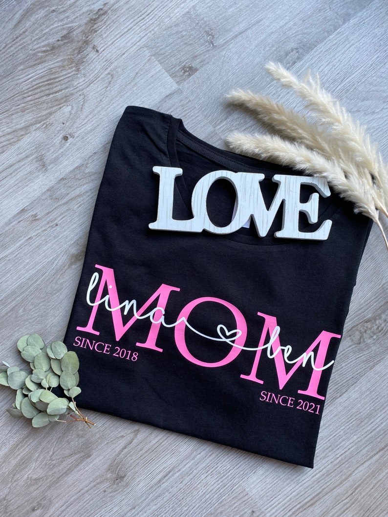 Mama T-Shirt Mom Shirt Kindernamen personalisiertes Muttertagsgeschenk personalisiertes Mom T-Shirt Mama Statementshirt MOM Shirt Bild 5