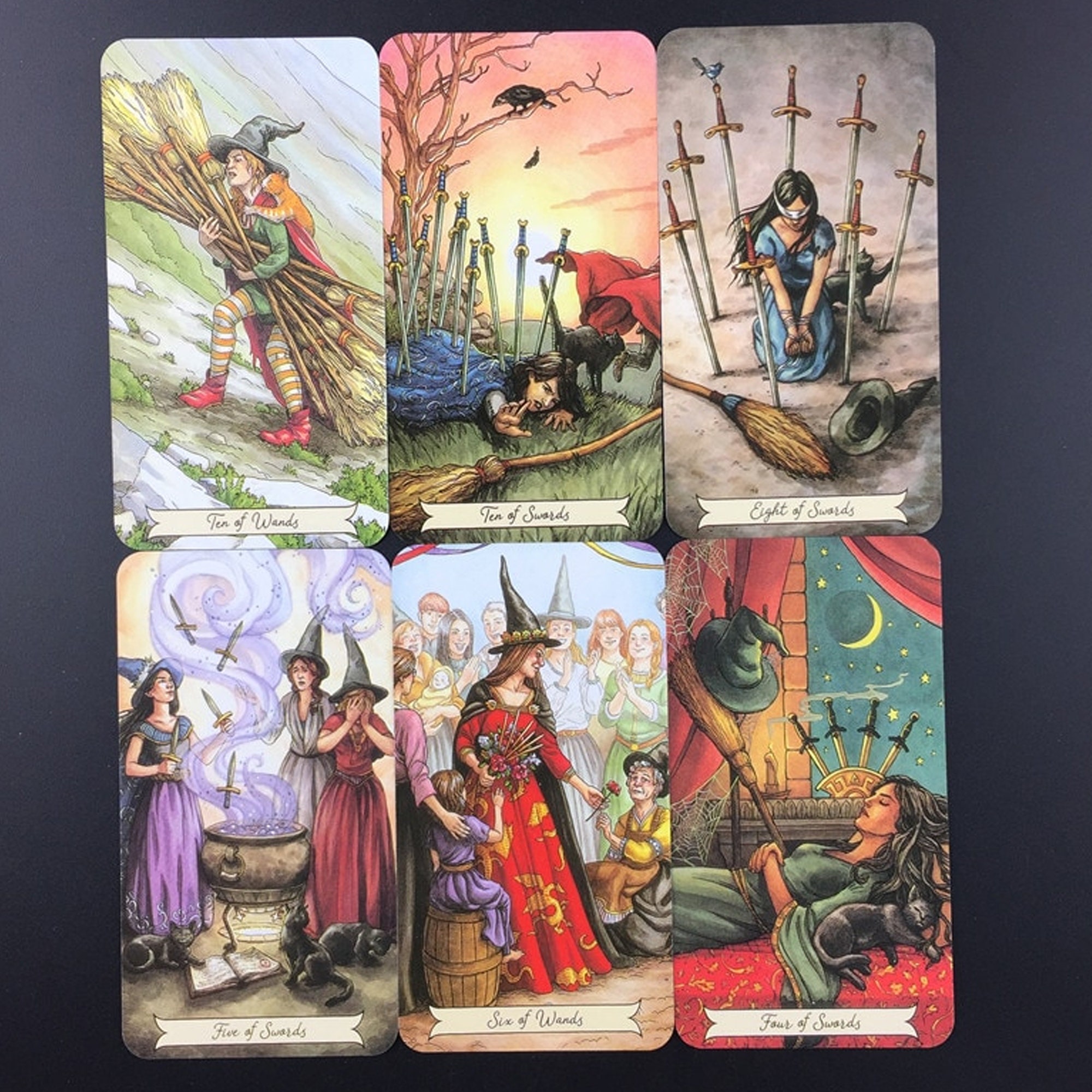 Ведьминская колода таро. Таро ведьм галерея. Повседневное таро ведьмы. Everyday witch tarot. Карты таро повседневное таро ведьмы.