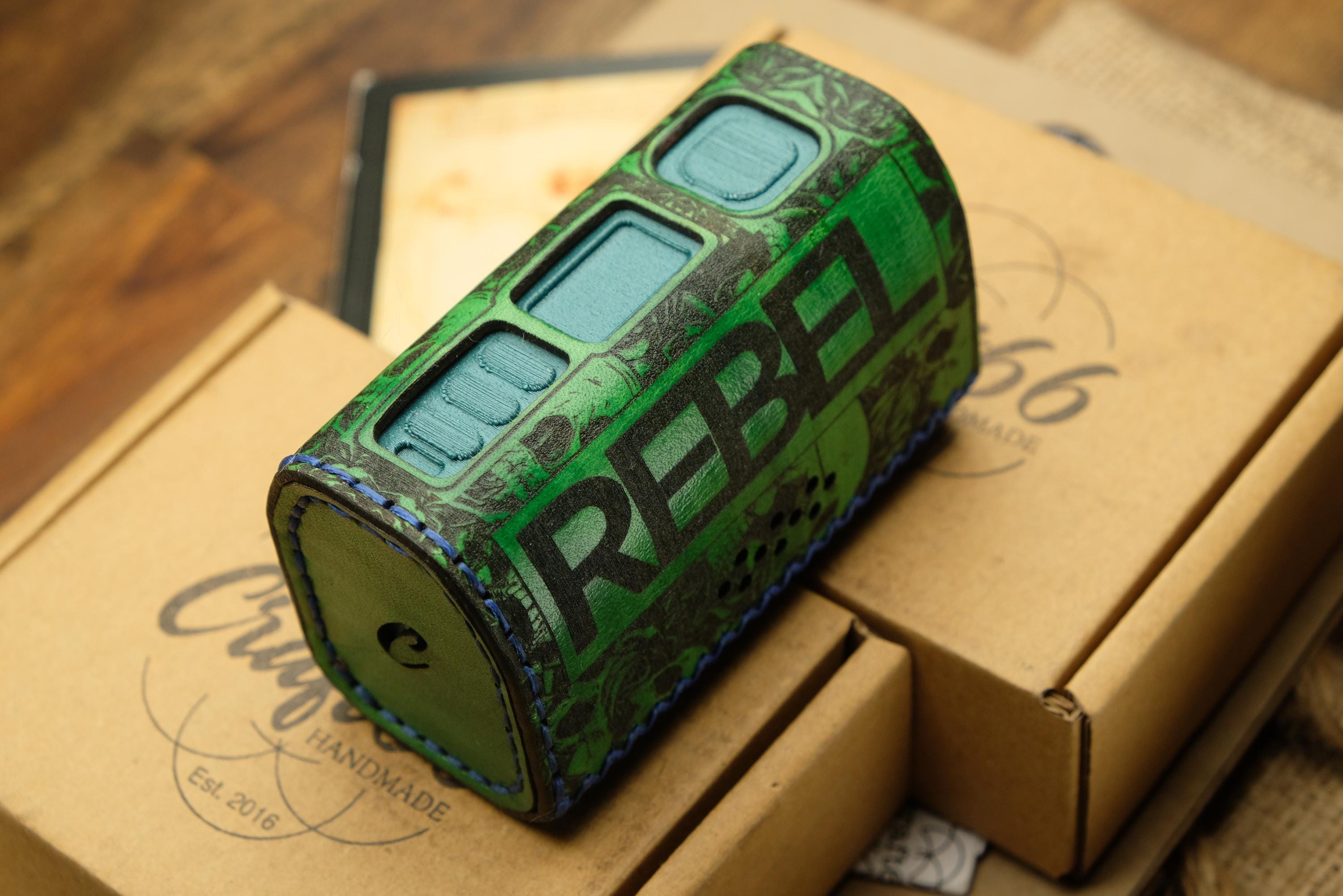 The Rebel Mod Beast - 400W (4 Battery - Evolv DNA 250C REBEL VAPE