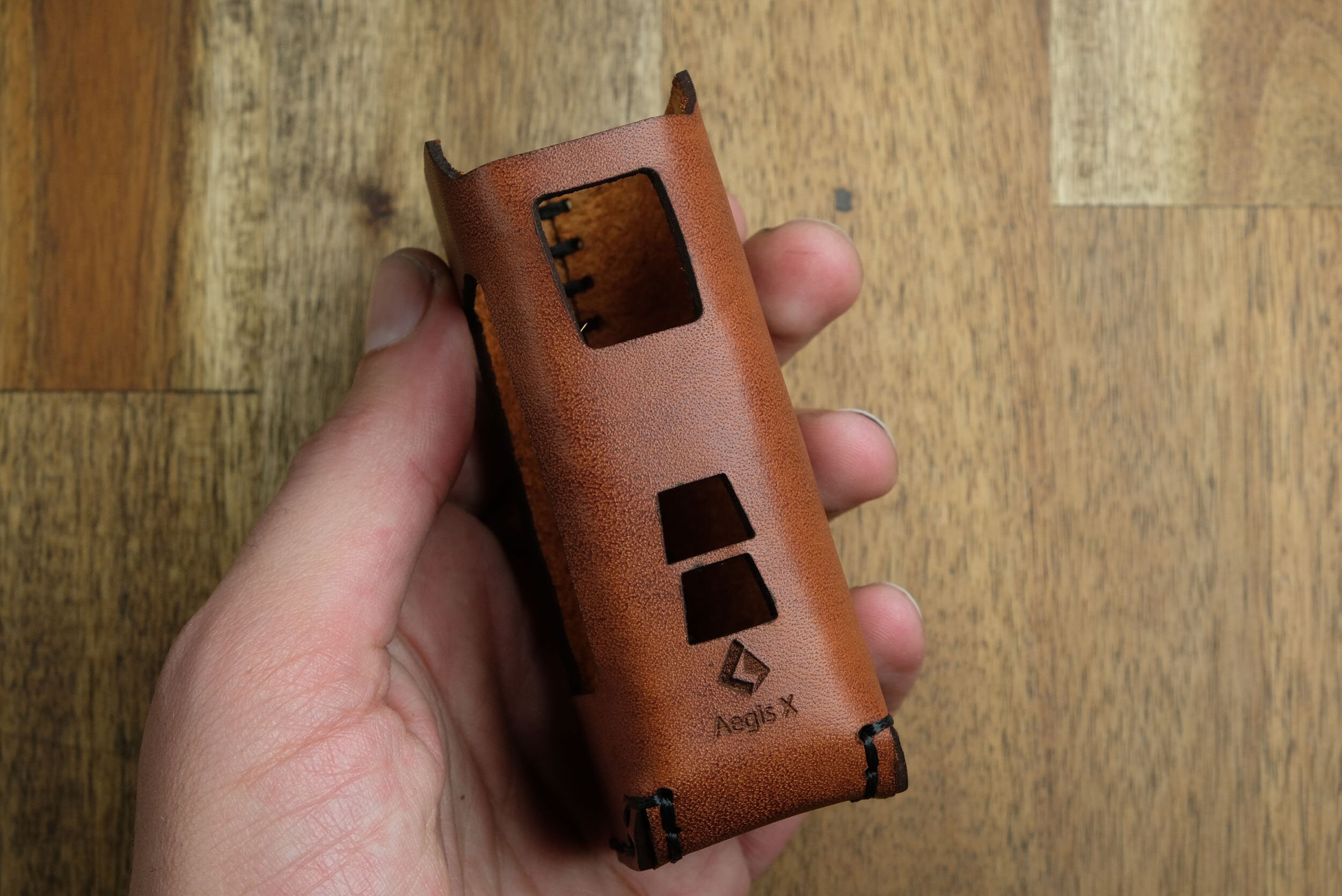elf bar vape uk Aegis X Leather Case