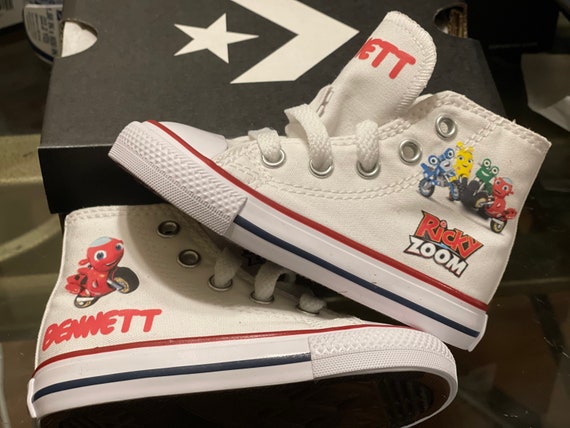 Ricky Zoom 1e verjaardag echte converse gratis verzending | Etsy België
