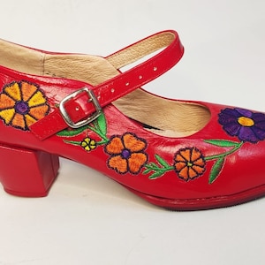 Folkloric/Regional Dance Shoe, Embroidered, 100% Leather, Sizes 22-28, Style 2261. FREE Shipping in Mexico.
