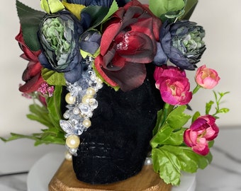 Midnight Garden | Gothic Floral Skull Sculpture | Dark Romantic Home Décor | Alternative Botanical Art | Dark and Divine Collection