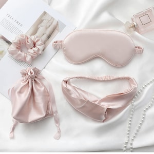 Sleep Eye Mask Blush Pink Silk Satin in Clear Top Lid Box - 4pc Set