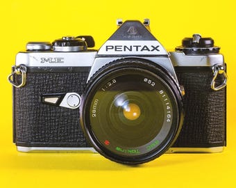 Fotocamera Pentax ME 35 mm con obiettivo zoom, fotocamera reflex Pentax con attacco K