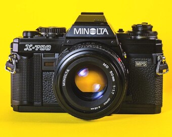 Minolta X-700 X700 Black SLR Film Camera w/ 50mm f1.7 Lens