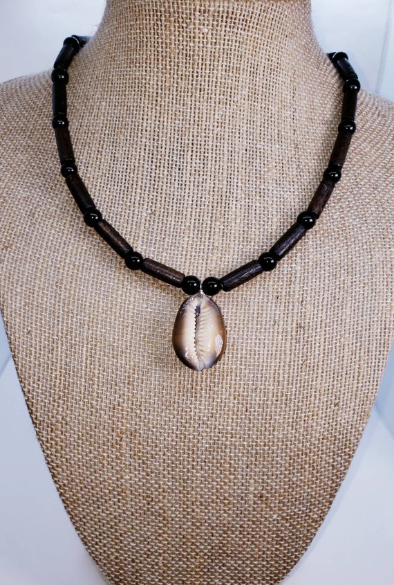 Etsy cowrie shell necklace best sale