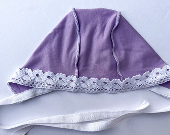 3-6 months old bonnet in liliac with white lace trim