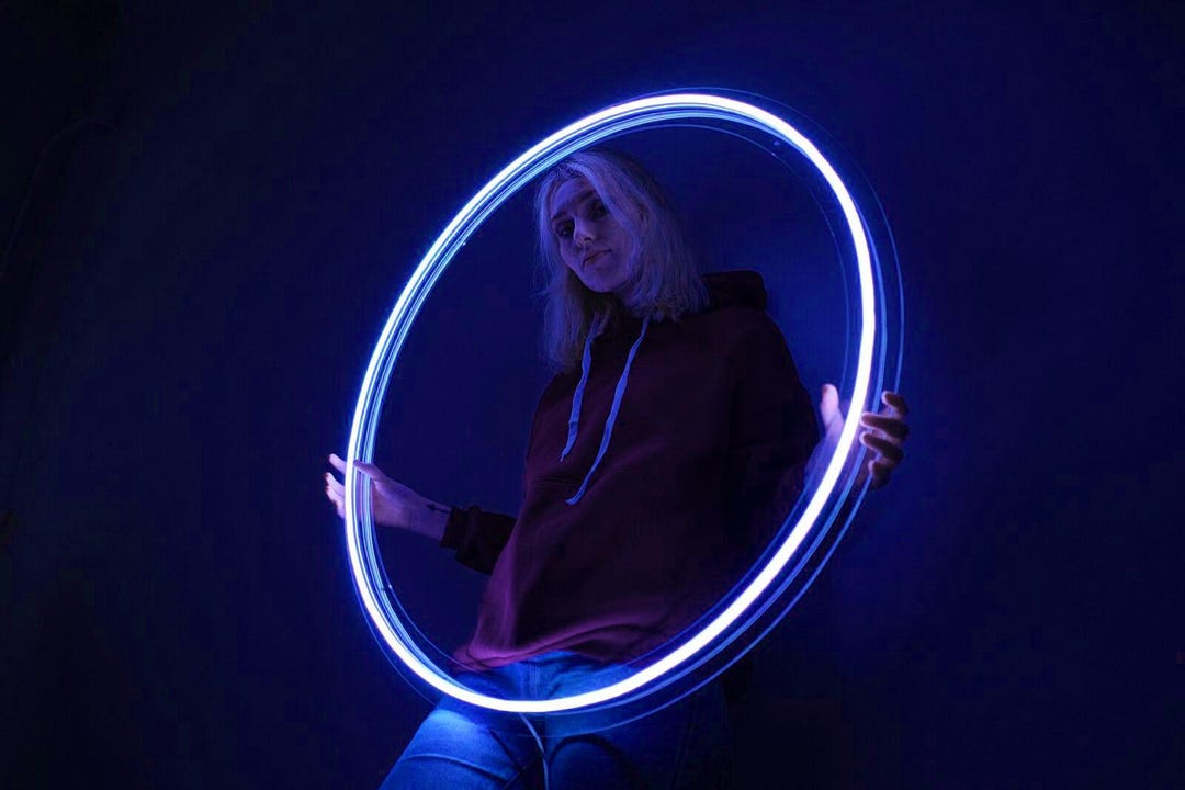 Neon Wall Circle Cyberpunk Light, Led Lamp Circle Round Neon Sign ...