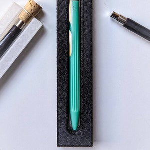 Made in France : Calypso Mint Green (DIY Tutorial)
