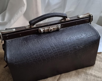 Maletín de médico vintage de cuero marrón