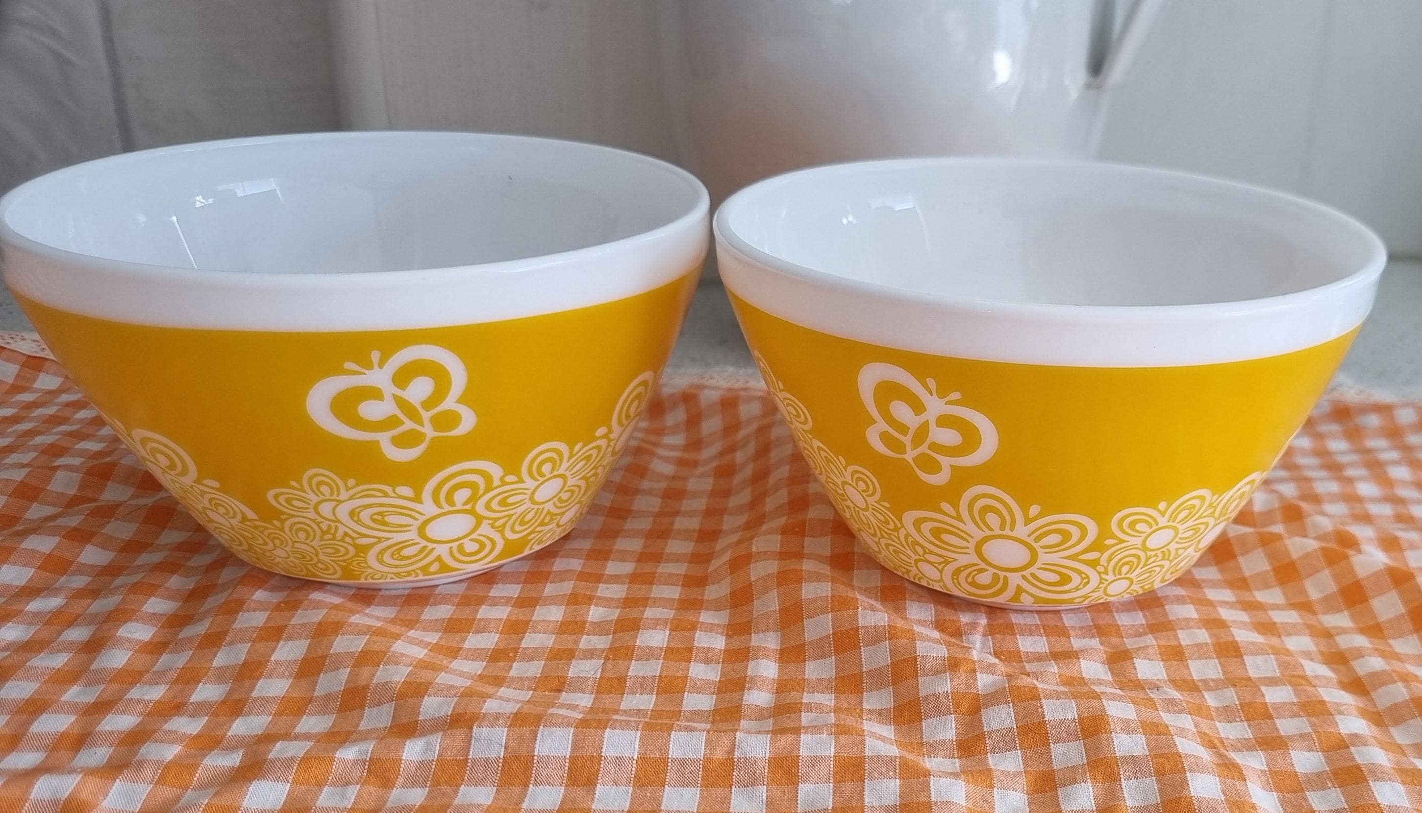 Vintage Charm Inspired by Pyrex Set of 2 Bowls. - Etsy