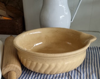 Vintage old style traditional mixing bowl
