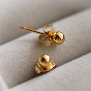 Boucles d&#39;oreilles clous en acier inoxydable plaqué or, petites boucles d&#39;oreilles dorées, boucles d&#39;oreilles clous en acier inoxydable