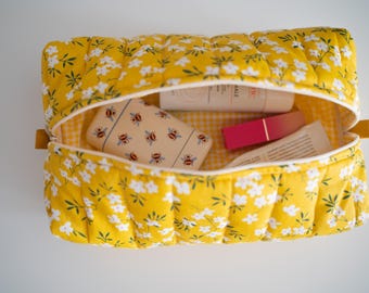 Quilted Makeup Bag, Travel pouch - Handmade In Itay