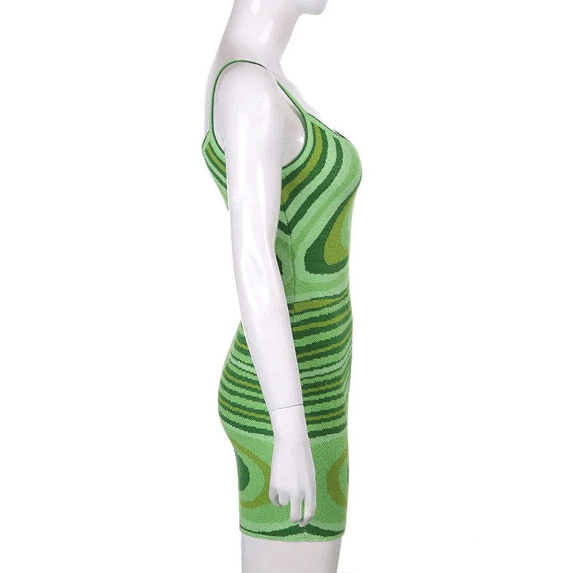 green y2k outfit