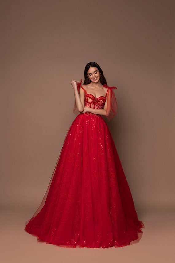 red tulle dress