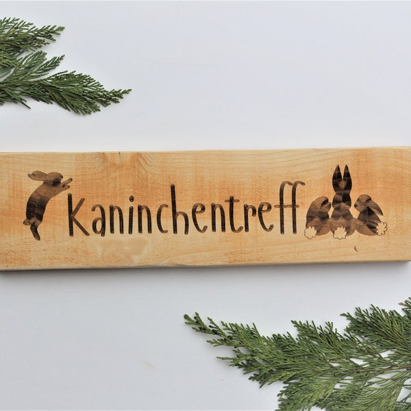 Holzschild "Kaninchentreff" für den Kaninchenstall, hergestellt aus alten Paletten