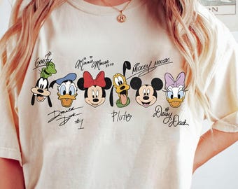 Camiseta Mickey e Amigos com Assinaturas, Camiseta Disney World Comfort Colors