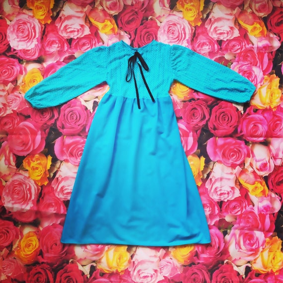 1960s Blue vintage midi mod dress