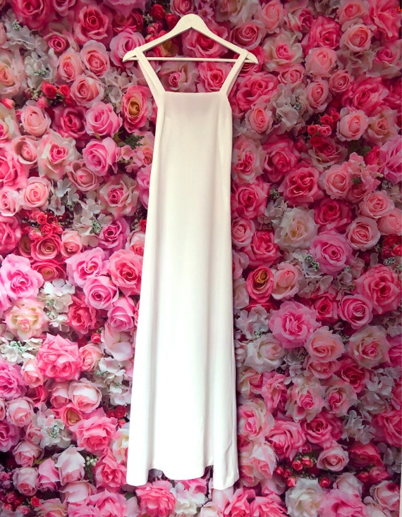 White 1970s vintage maxi dress