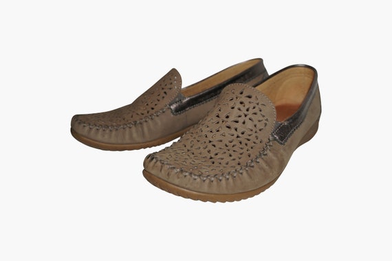 Vintage Women's Moccasins, Brown Shoe |  Comforta… - image 2