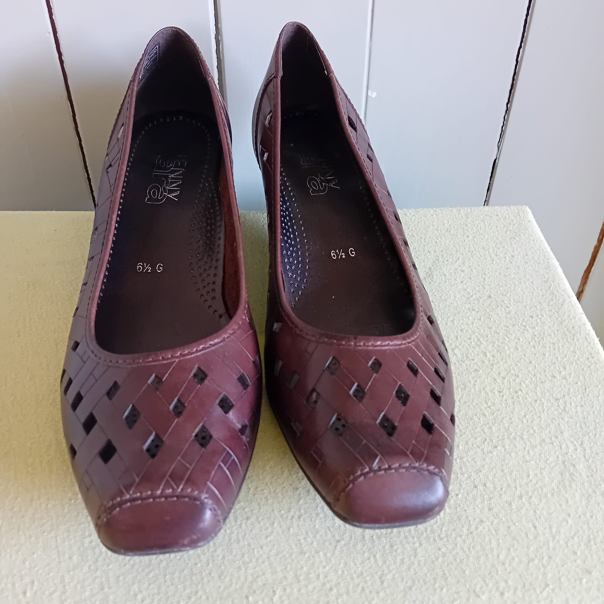 Women Summer Casual Genuinel Leather Low Heel Shoes main image 1