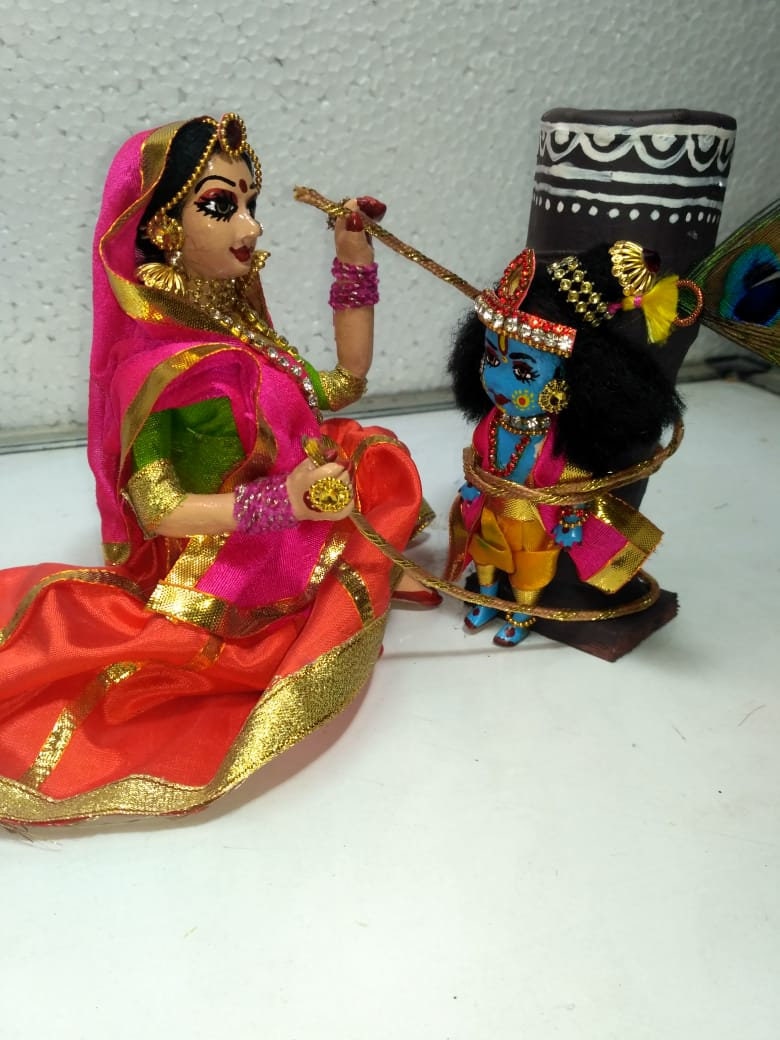 Beautiful handmade statue of Krishna - Damodar Leela - Krishna Jhanki 2