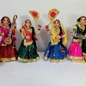 Asht Sakhi - Set of 8 sakhi/gopi of Lord Krishna - Krishna Sakhi Jhanki