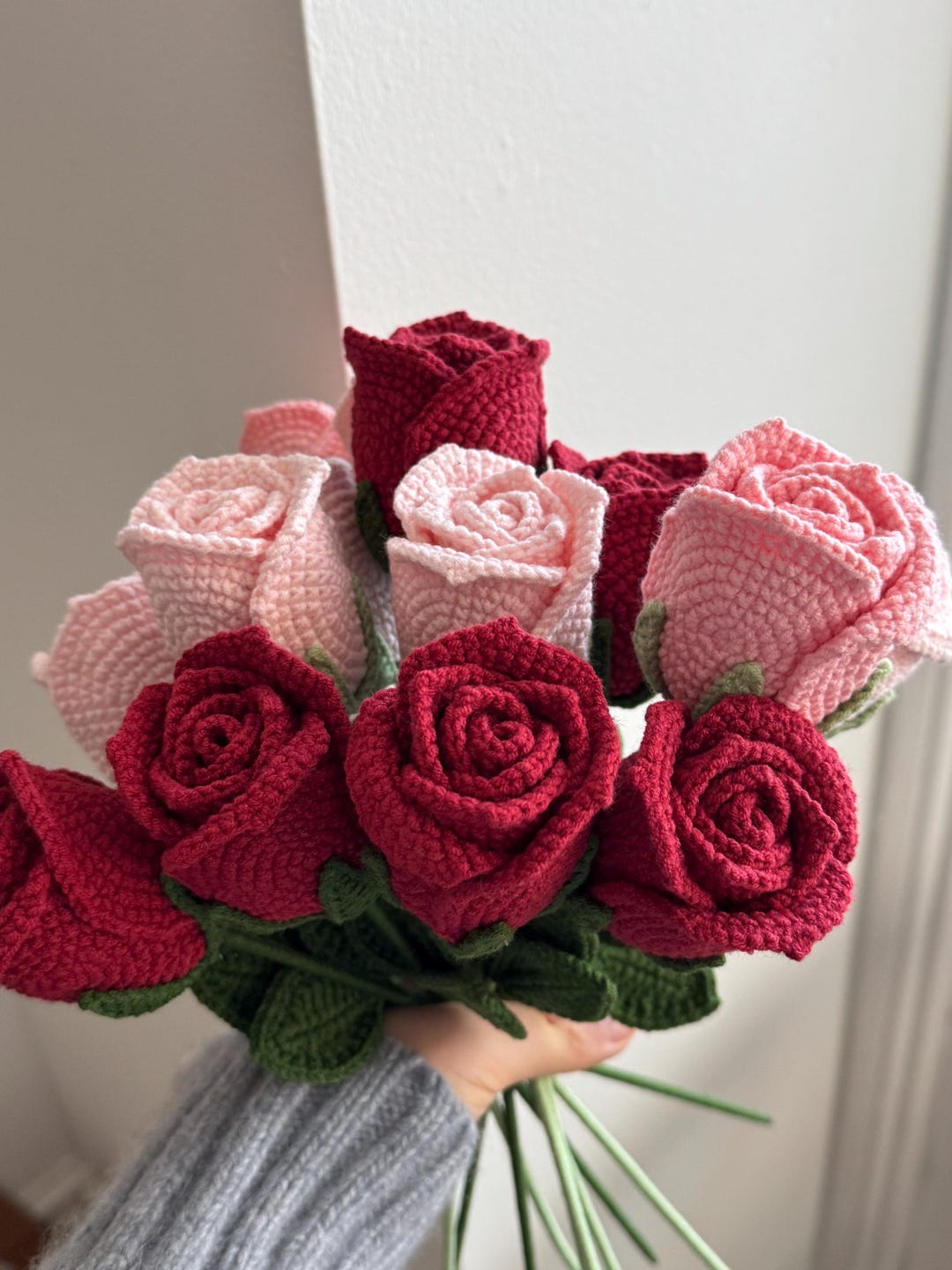 Vickidress Crochet Roses Wedding Bouquet Gifts for Her