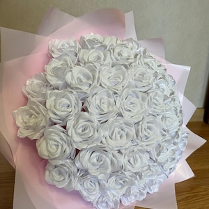 White Eternal Rose with Custom Wrapper, Bouquet Artificial Flowers, Customizable Ramo Buchon, Satin Ribbon Rose Everelasting Flower
