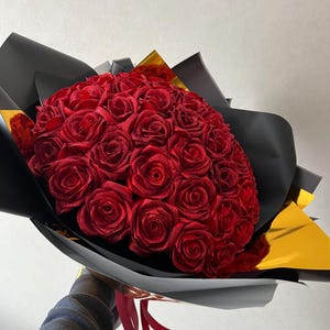 Custom Red Eternal Rose With Glitter, Bouquet of Artificial Flowers, Customizable Ramo Buchon, Satin Ribbon Rose, Everelasting Flower