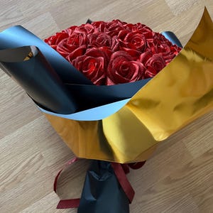 Custom Red Eternal Rose With Glitter, Bouquet of Artificial Flowers ...