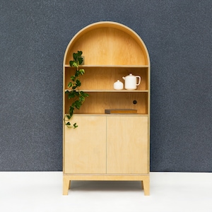 Gewölbter Schrank, rundes Sideboard, Schrank mit Türen, Bücherregal, Bücherregal, Dandi
