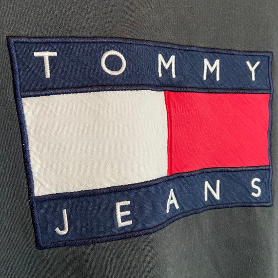 Vintage 90s Tommy Hilfiger Patchwork Flag Logo Ic… - image 2