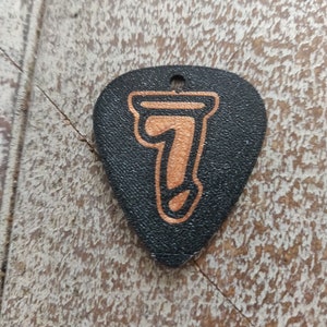 Dick Pic non sollicité / Médiator pour guitare avec une bite dessus. Cadeau bâillon Couleurs personnalisées disponibles image 9