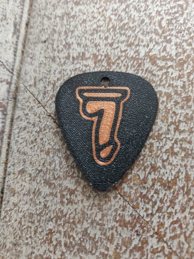 Dick Pic non sollicité / Médiator pour guitare avec une bite dessus. Cadeau bâillon Couleurs personnalisées disponibles image 9