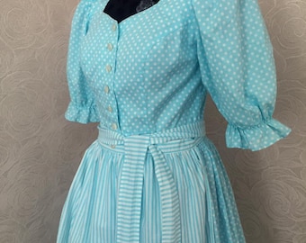 Vintage Dirndl Dress  drindl apron Octoberfest dress Turquoise Polka dot dres
