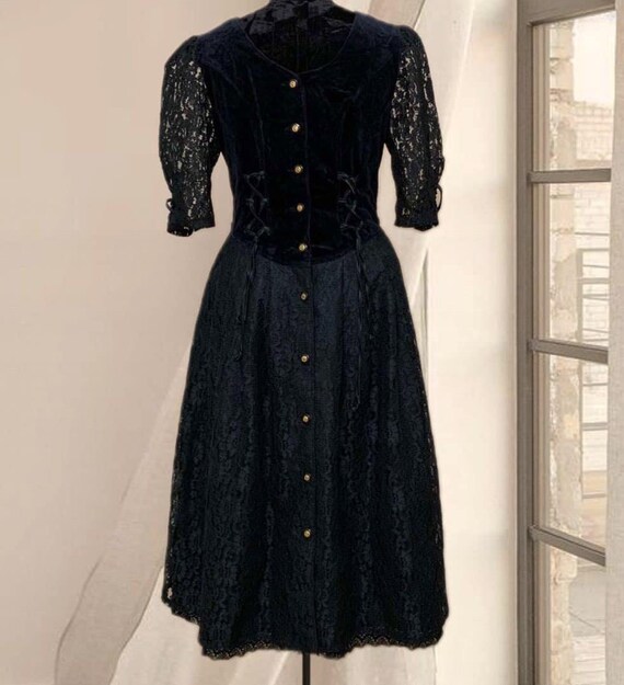 Vintage whimsigoth dress Black dirndl Trachten dr… - image 8