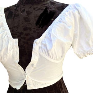 Vintage White Cotton Dirndl Blouse: Bavarian Peasant Crop Top