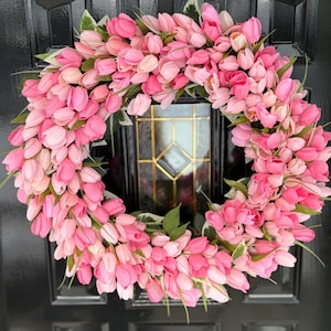 Pink Tulip Wreath: Spring Door Decor, Mother&#39;s Day Floral Decoration